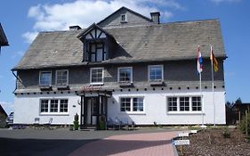 B&b All Seasons